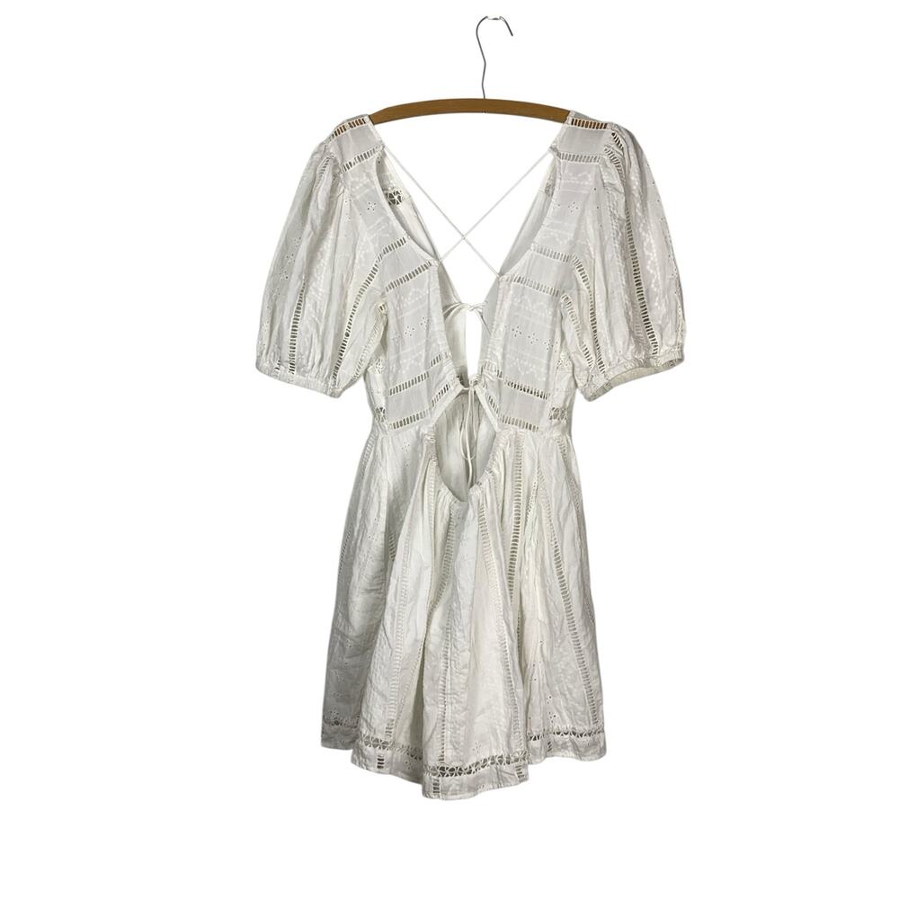 Urban Outfitters White Eyelet Puff Sleeve Mini Dress Size L Coquette Flirty - Picture 3 of 8